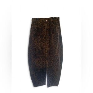 High-Waist Leopard Print Barrel Jeans